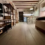 Apartament Akonelia - Chora Center *