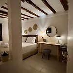 Apartament Akonelia - Chora Center *